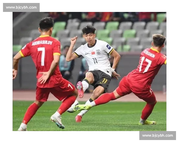国足迎战中国香港:客队剑指破门保平,边路对决暗藏玄机 国足迎战中国香港:客队剑指破门保平,边路对决暗藏玄机