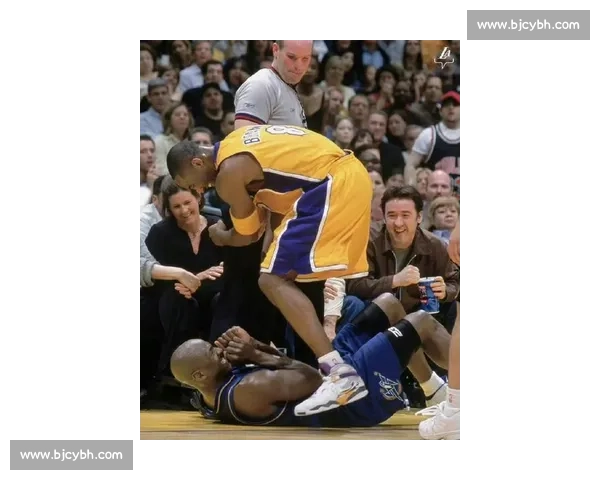 1998年公牛大战湖人经典对决录像回顾 科比与乔丹巅峰对决的传奇时刻