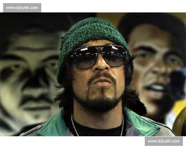 马加里托与马奎兹激战回顾：一场拳坛历史性对决的深度解析